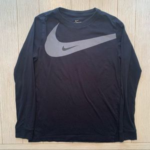 Nike cotton long sleeve tee